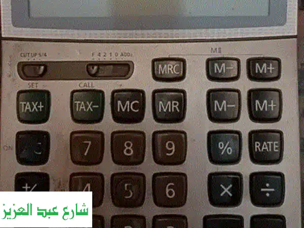 آلة حاسبة Casio fx-82  - حالة ممتازة! سعر نهائي!