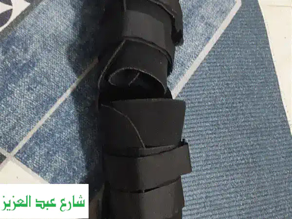جبيرة ركبة بمفصلات عالية الجودة - راحة فائقة...