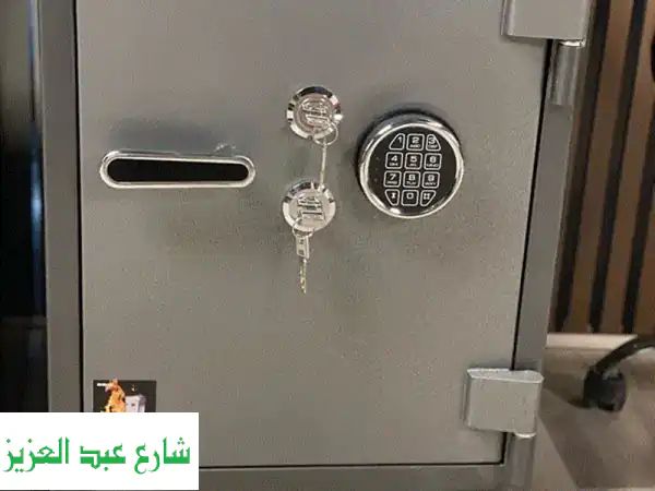 خزنة مصفحة فاخرة: أمان لا يُقهر لحماية أغلى ممتلكاتك!