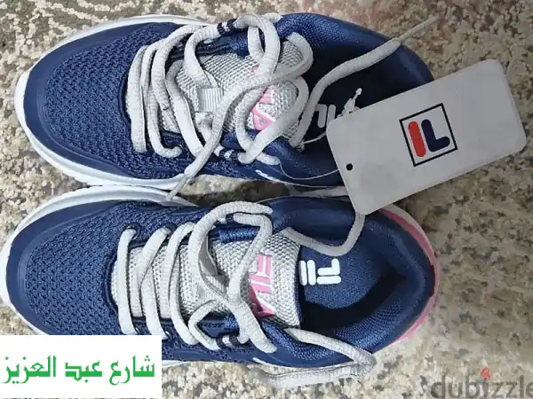 كوتشي Fila أطفال أوريجينال مقاس ٣١ - سعر لا يُفوّت! 👟