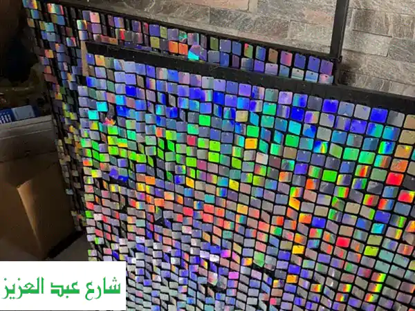 خلفيات لامعة متغيرة الألوان (هولوجرام) -  أضف بريقاً...