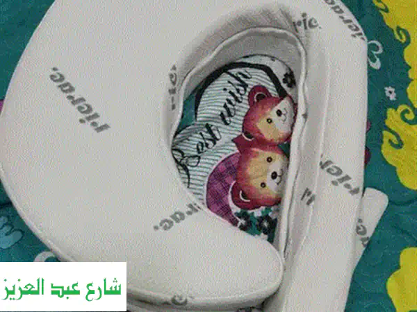 مخدّة رضاعة توأم فاخرة: راحة أقصى لطفليكِ ووقتكِ!