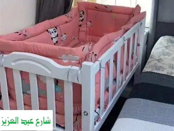 سرير أطفال هزاز متعدد الوظائف - الراحة والأمان لطفلكِ!