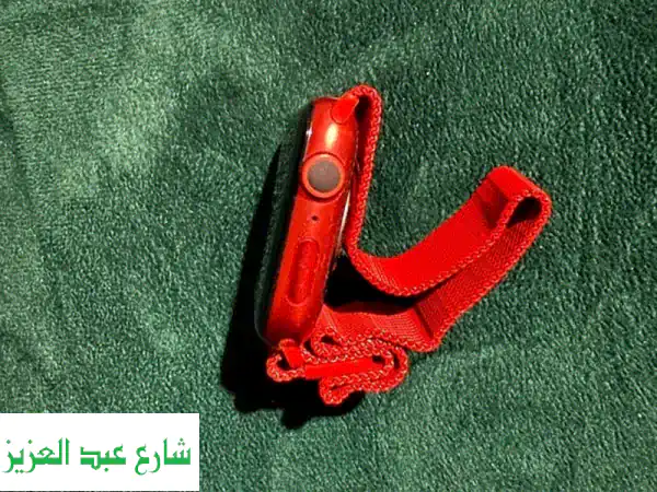 آبل 6 سيريز 44 ملم أحمر - حالة ممتازة! 🍎