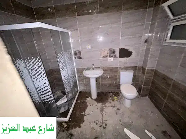 طقم حمام فاخر كامل -  كابينة دش رخامية + حوض +...