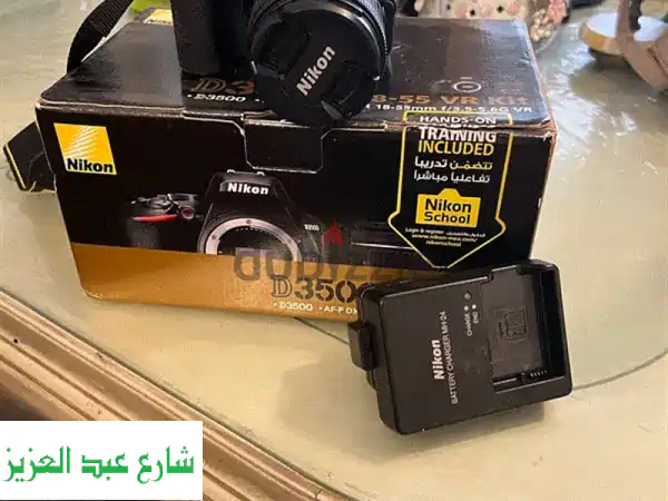 كاميرا Nikon D3500 مستعملة بحالة ممتازة -  انطلق في...