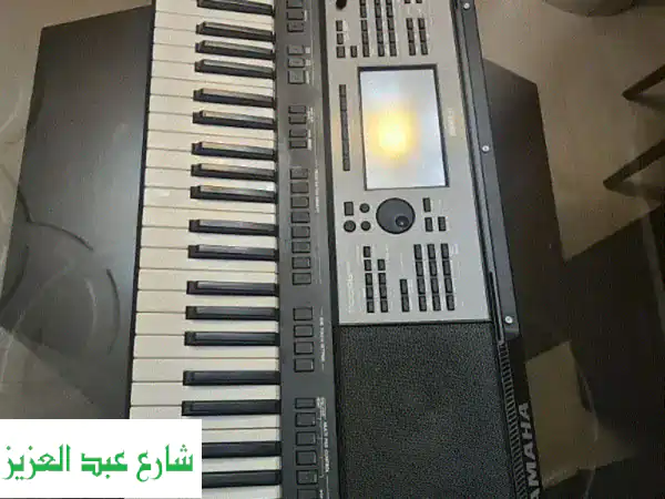 Yamaha 5000 بحالة ممتازة!  (وارد الخارج) مع كل الإكسسوارات