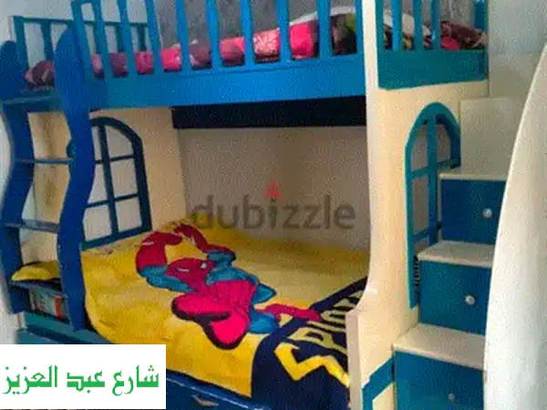 عربة أطفال جونيورز جديدة كلياً - سعر مغرٍ! (لم تُستخدم)