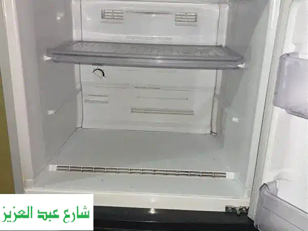فرصة ذهبية! ثلاجة توشيبا 12 قدم (كسر زيرو) بسعر لا يُصدق!