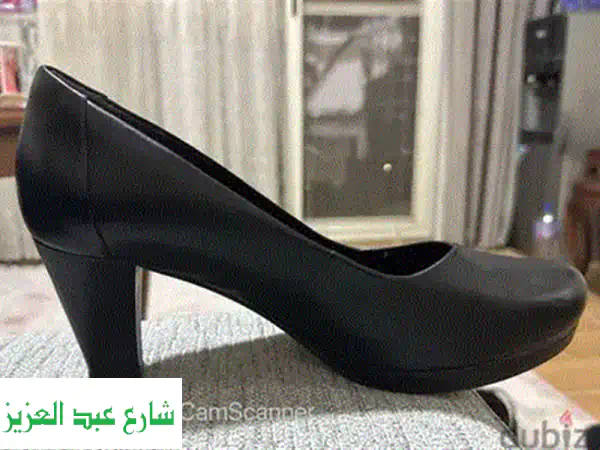 ساعة Guess حريمي فاخرة - فرصة ذهبية بسعر لا يُصدق! ✨