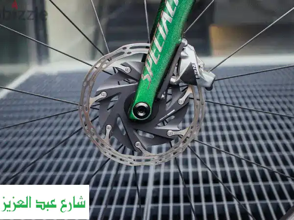دراجة سباق Specialized S-Works Venge مُحسّنة - كالجديدة!