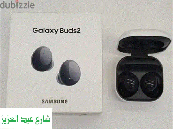 ساعة سامسونج Galaxy Watch 4 (44مم) مع 3 غطاء و 7 واقيات شاشة وحزام أزرق داكن! عرض حصري!