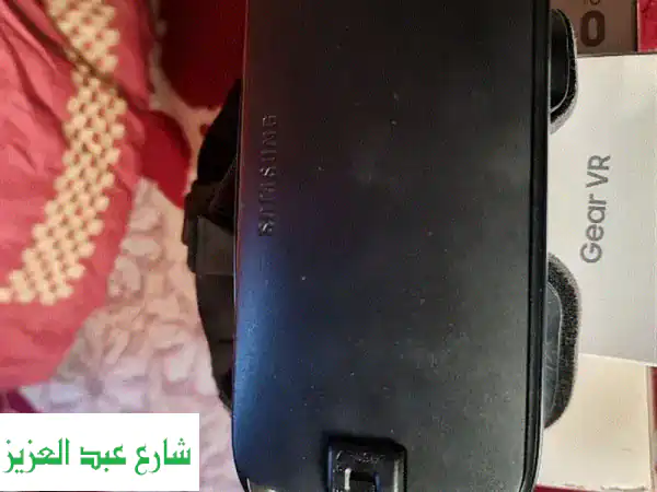 غوص في عوالم افتراضية مذهلة مع نظارة Samsung Gear VR 2017! ✨