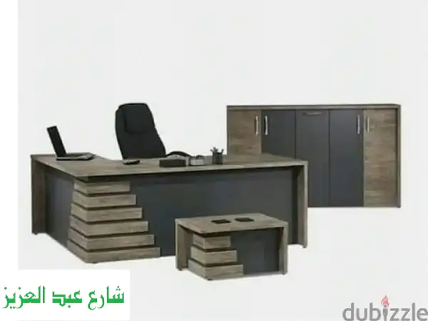 مكتب مدير فاخر مستورد - تصميم عصري ومساحة رحبة!