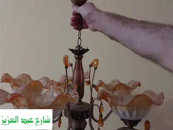 حدائق الأهرام - نجفة أنيقة مستعملة قليلاً ✨  (فرصة لا تُفوّت!)