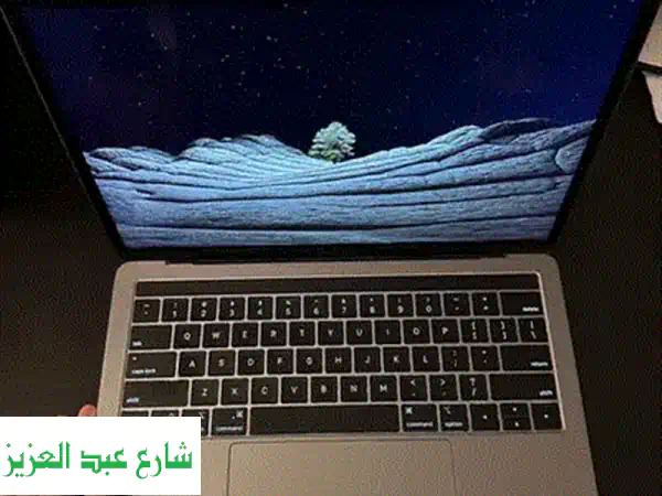 MacBook Air M1 (2020) بحالة ممتازة - سريع وقوي!