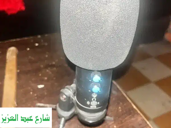 مايكروفون احترافي أصلي - جودة صوت استثنائية لحفلاتك وفعالياتك!