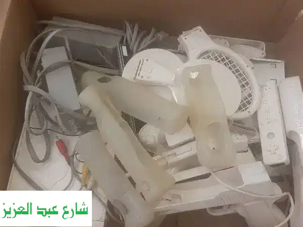 Wii كامل مع ألعاب وملحقاته - تجربة لعب لا تُنسى!