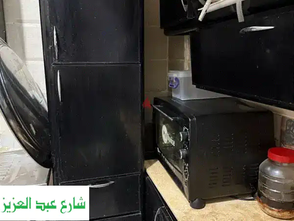 مطبخ أحلامك أصبح حقيقة! مجموعة المونتال السوداء (4 قطع) - الآن بسعر لا يقاوم!