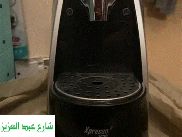 قهوة إسبريسو مثالية مع ماكينة ديلونجي EC685R (مستعملة بحالة ممتازة!)