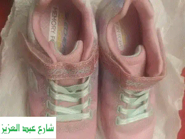 كوتشي Skechers بناتي مقاس 33 - وارد أمريكا - جديد كلياً!