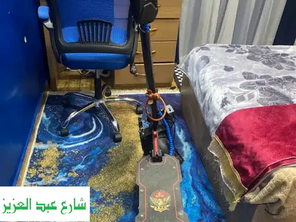 اسكوتر كهربائي 2000 وات:  سرعة، أمان، وأناقة لا تُقاوم!