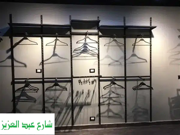 وفر وقتك ومالك! محل أدوات صناعية كامل للبيع - 15 عمود +...