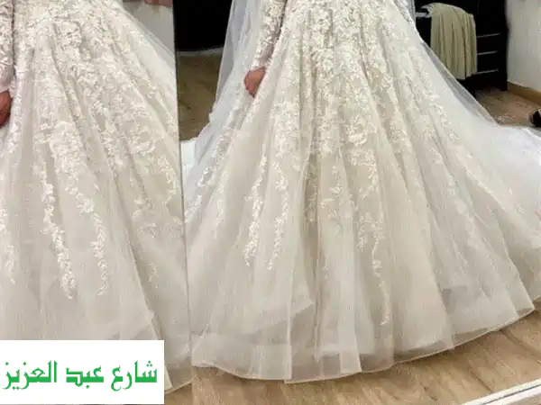 فستان زفاف فاخر - مصنوع يدوياً بحب! (استخدام مرة واحدة)