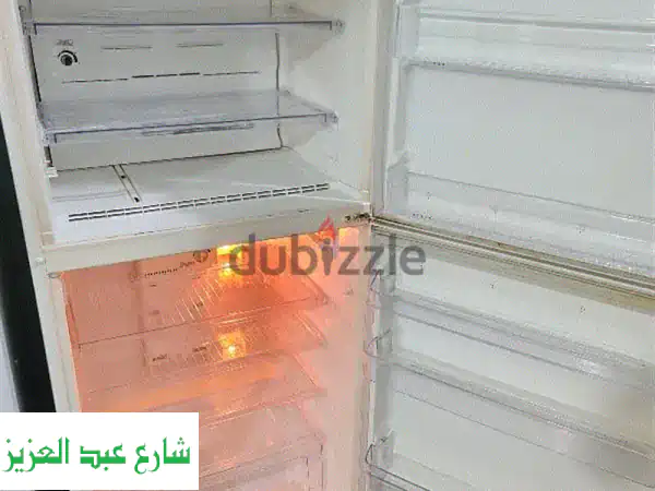 ثلاجة توشيبا 14 قدم نوفروست (كسر زيرو) - حالة...