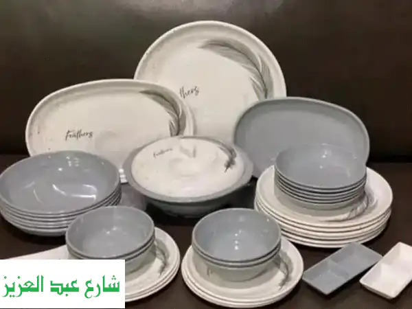 طقم ميلامين فاخر 38 قطعة - آمن بالمايكروويف...