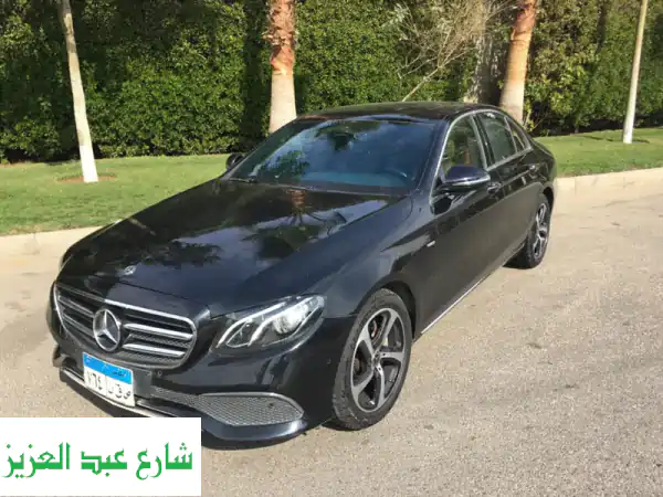 استمتع بالرفاهية.. إيجار مرسيدس E200 مع تورزم تورز