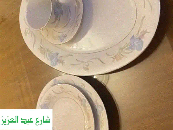 طقم صيني فاخر كامل - جديد بكرتونه! ✨  وفر المال و...