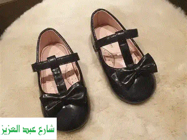 حصان أطفال بني اللون - حالة ممتازة!  وفر على طفلك متعة لا تُنسى!