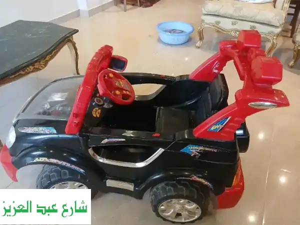 عربية كهربائية جيب حمراء - هدية مثالية لأطفالك! ✨
