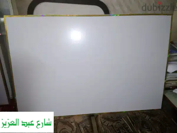 سبورة هوايت بورد للبيع بشبرا - أفضل الأسعار والمقاسات! ✨
