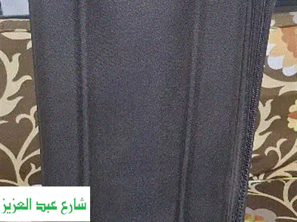 مقاس وسط 45x70 سم - حقائب سفر وهدايا! (وارد الإمارات)
