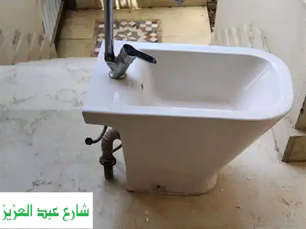طقم قاعدة حمام روكا وبيديه