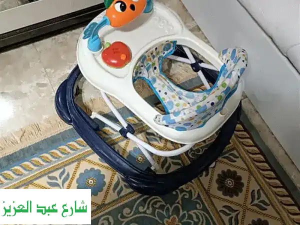 عربة أطفال مشي مستعملة بحالة ممتازة - فرصة لا تُفوّت!