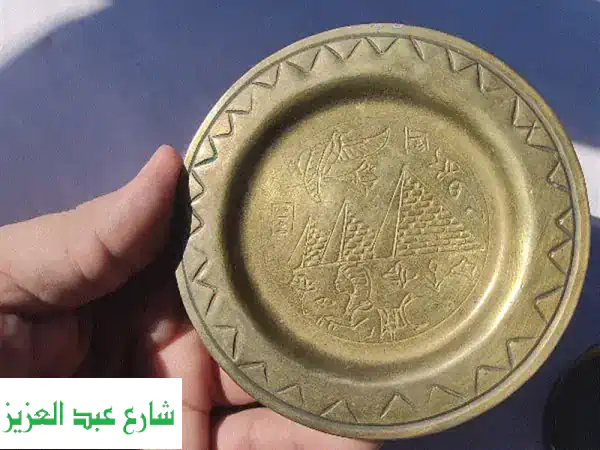 اكتشف سحر الإسكندرية: مقتنيات نحاسية فرعونية...