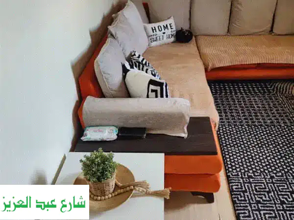 فرصة ذهبية! أثاث فاخر للبيع - سفرة خشب، ركنة،...