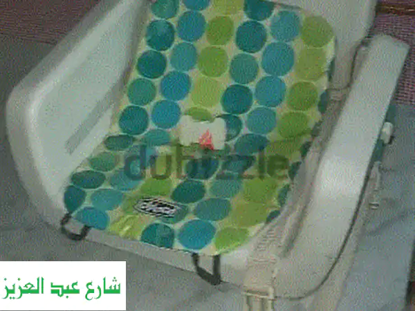 كرسي طعام بيبي شيكو أنيق (ناقص الاستاند) - فرصة رائعة!