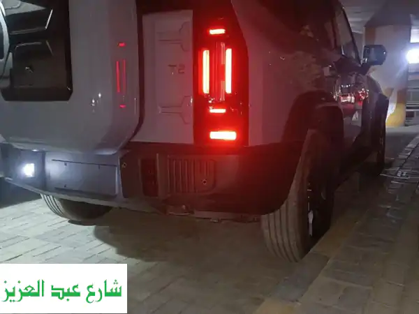 استأجر جيتور T2 الآن من تور ست باص: قوة وأداء لا تُقاوَم!