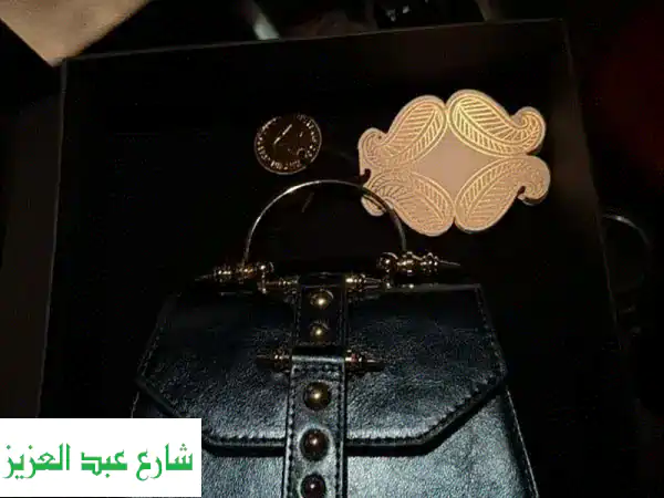 شنطة يد أوخْتين Mini جديدة للبيع - فرصة مميزة!