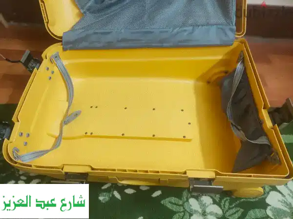 شنط سفر مستعملة بحالة ممتازة |  تذاكر سفر وقسائم خصم!