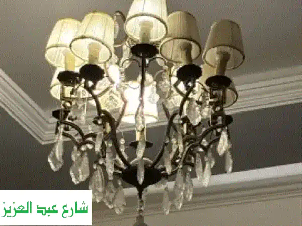 أثاث مستعمل فاخر بأسعار لا تُقاوم! ✨  (مفروشات، إضاءة، قطع مميزة)