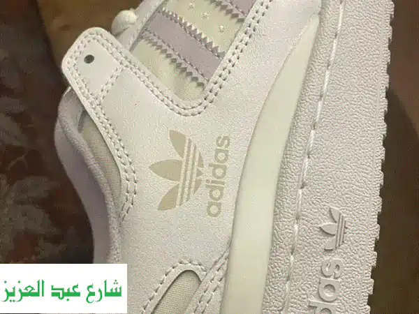 أديداس أوريجينال مقاس 41 - جديد وبسعر مغرٍ! ✨