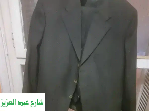 عرض لا يُفوّت! 4 بنطلونات كلاسيكية + 5 بدلات +...
