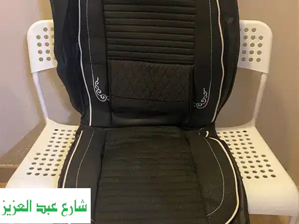 حماية فاخرة لسيارتك: أغطية مقاعد جلدية فائقة الجودة
