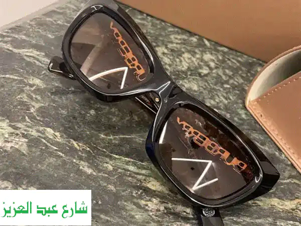 نظارة شمسية بربري أصلية - بحالة ممتازة! ✨