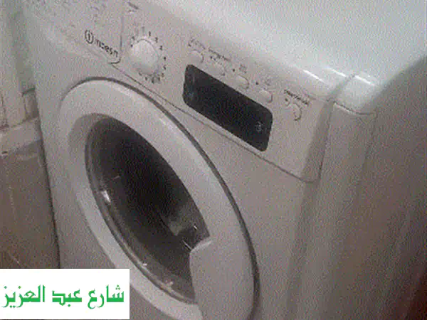 غسالة فول أوتوماتيك (٢٠١٥) بحالة ممتازة - سعر لا يُفوّت!